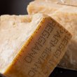 画像4: パルミジャーノ・レッジャーノ 5年熟成/PARMIGIANO REGGIANO 5ANNI (4)