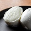 画像3: モッツァレラ ディ ブーファラ カンパーナ/MOZZARELLA DI BUFALA CAMPANA DOP (3)